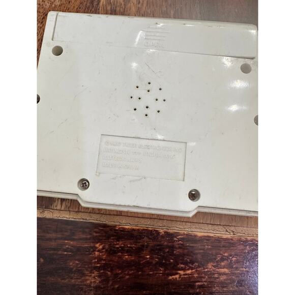 Vintage Tiger Electronic Bowling LCD Handheld Game - Picture 4 of 4